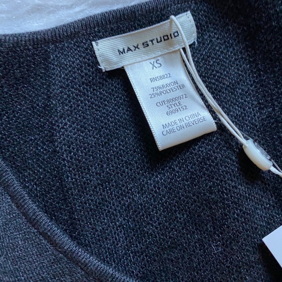 Max Studio fitted knit dress - Picture 2 of 3
